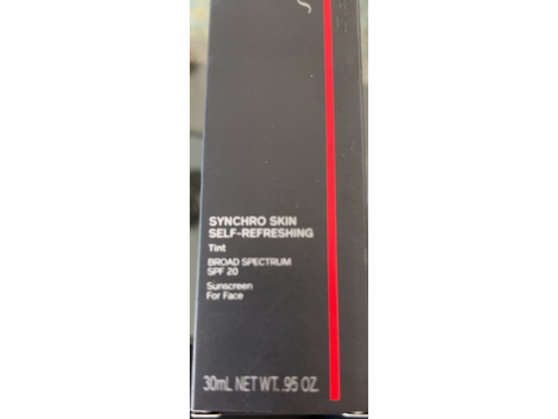 Shiseido Synchro Skin Self-Refreshing Tint, Medium Keyaki 325, SPF 20, 0.95 oz/30 mL