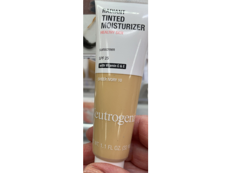 Neutrogena Radiant Tinted Moisturizer, SPF 25, Sheer Ivory (10), 1.1 fl oz/32 mL