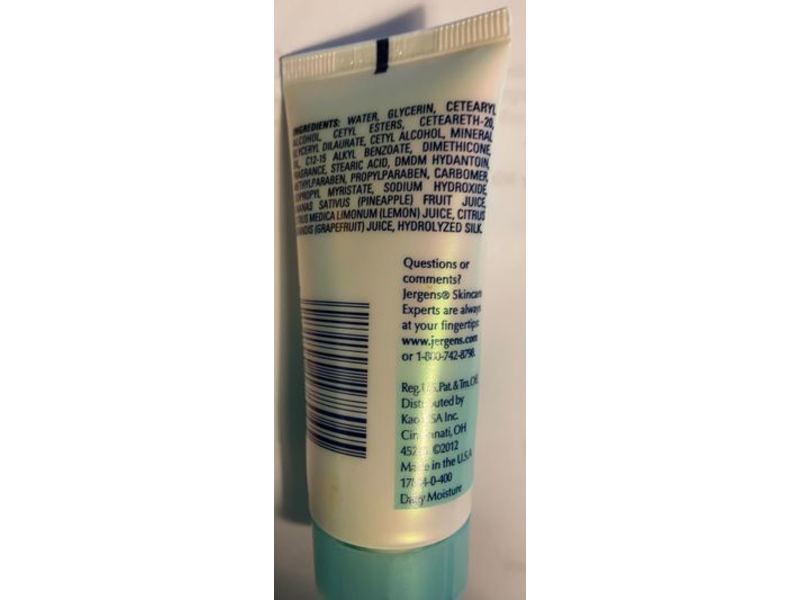 Jergens Daily Moisture Dry Skin Moisturizer, 1 fl oz/29 mL