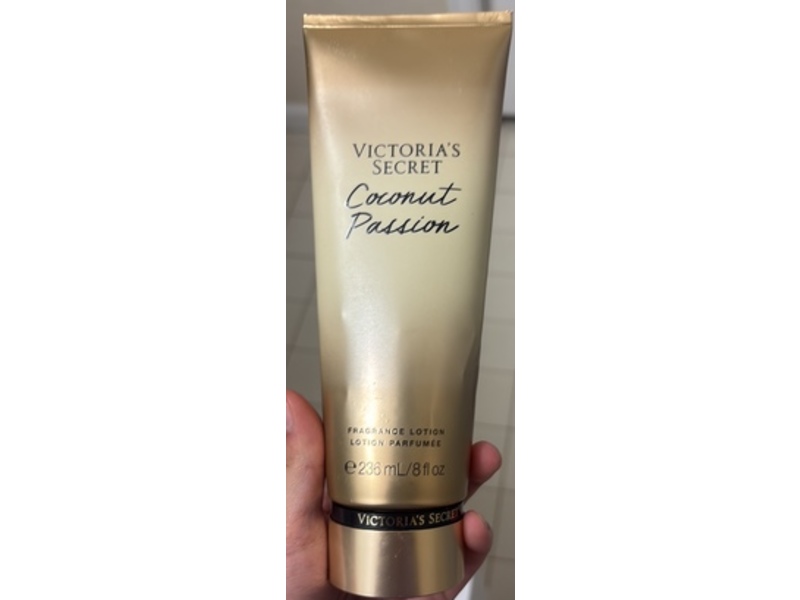 Victoria's Secret Fragrance Lotion, Coconut Passion , 8 fl oz/236 mL