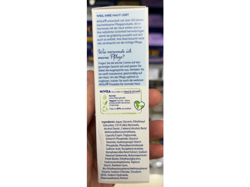 Nivea Refreshing Moisture Day Cream, SPF15, 50 mL