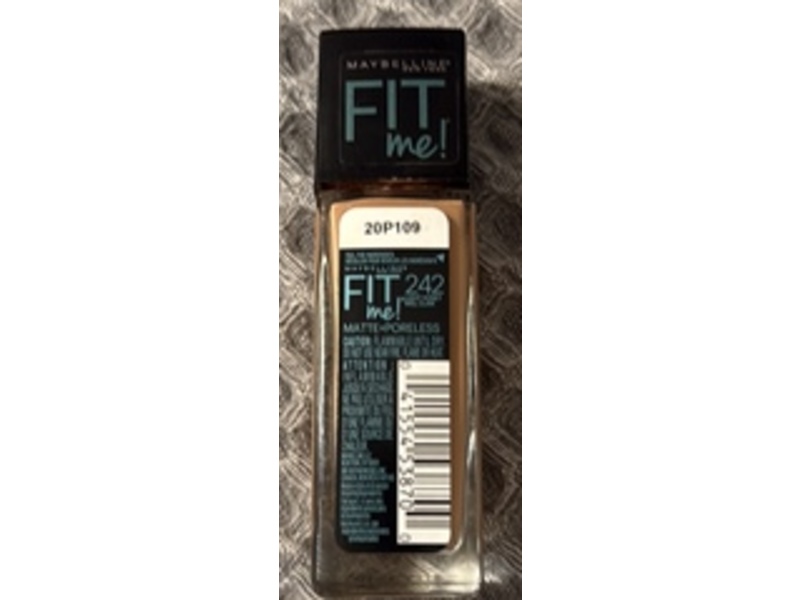 Maybelline New York Fit Me Matte + Poreless Liquid Oil-Free Foundation, 242 Light Honey, 1 fl oz/30 mL