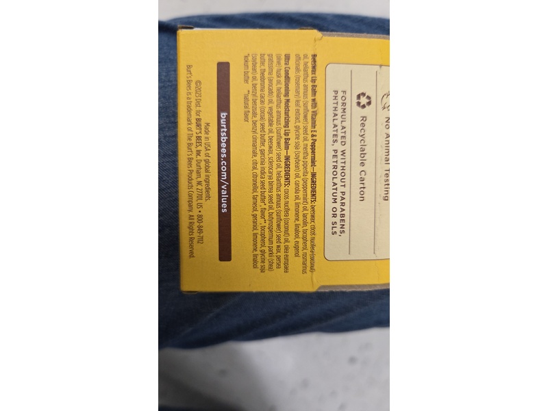 Burt's Bees Beeswax Lip Balm & Ultra Lip Conditioning, 0.15 oz/4.25 g