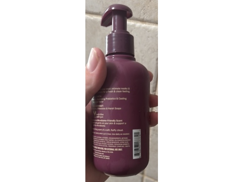 Niches & Nooks Wash Your Nooks Gentle Cleanser, Airy Vanilla, 7 fl oz/207 mL