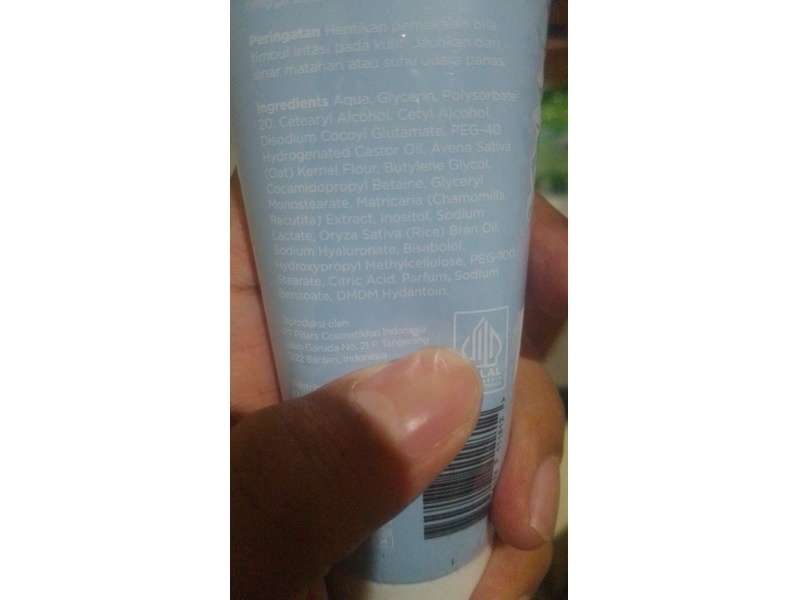 Harlette Oatmilk Gentle Facial Wash,