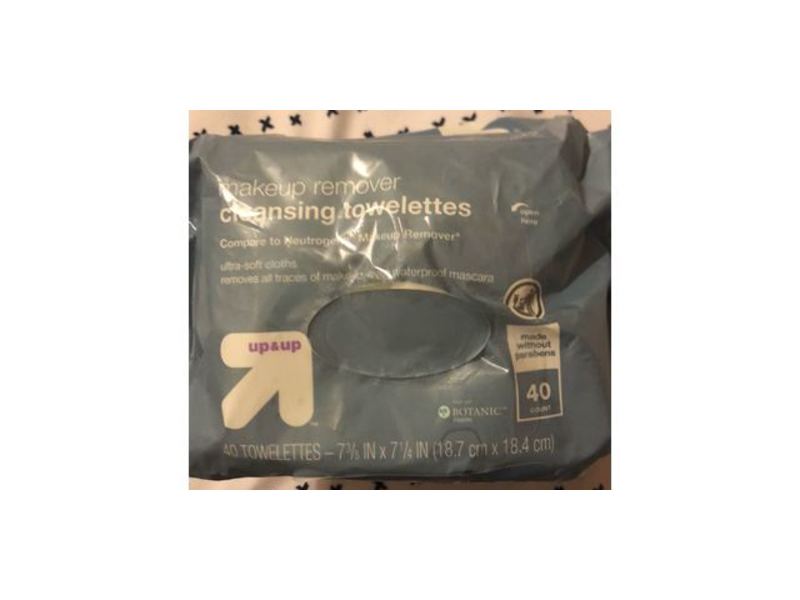 Up & Up Makeup Remover Cleansing Towelettes, 80 Ct