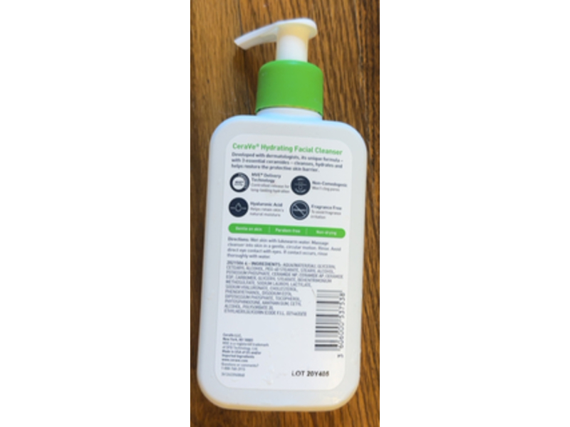 CeraVe Hydrating Facial Cleanser, 8 fl oz/237 mL
