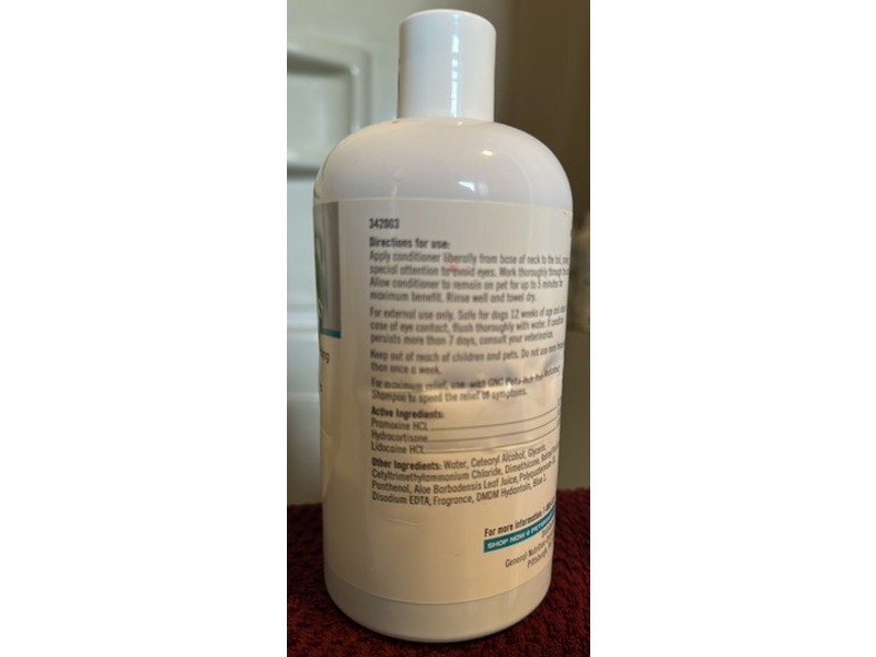 GNC Pets Medicated Itch Relief Conditioner, Eucalyptus Scent, 17 oz/503 mL