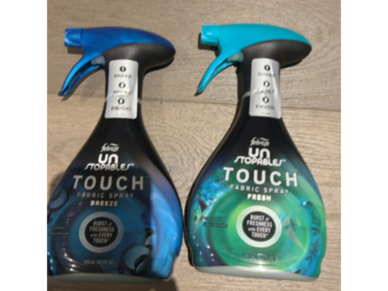 Febreze Unstopables Touch Fabric Spray, Fresh & Breeze, 16.9 oz/500 mL Pack Of 2
