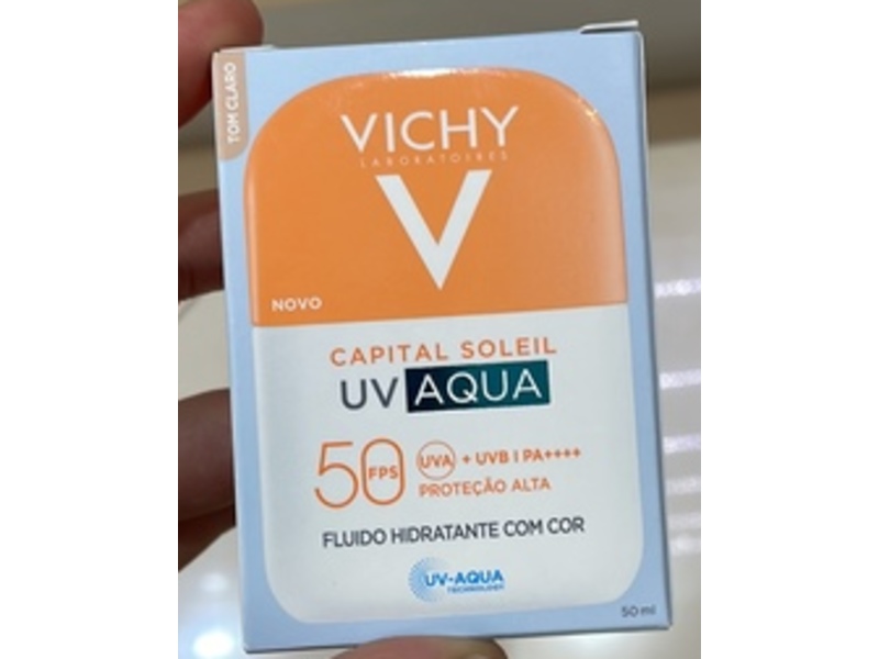 Vichy Capital Soleil UV-Aqua Sunscreen, SPF 50 PA++++, Light Tinted, 50 mL
