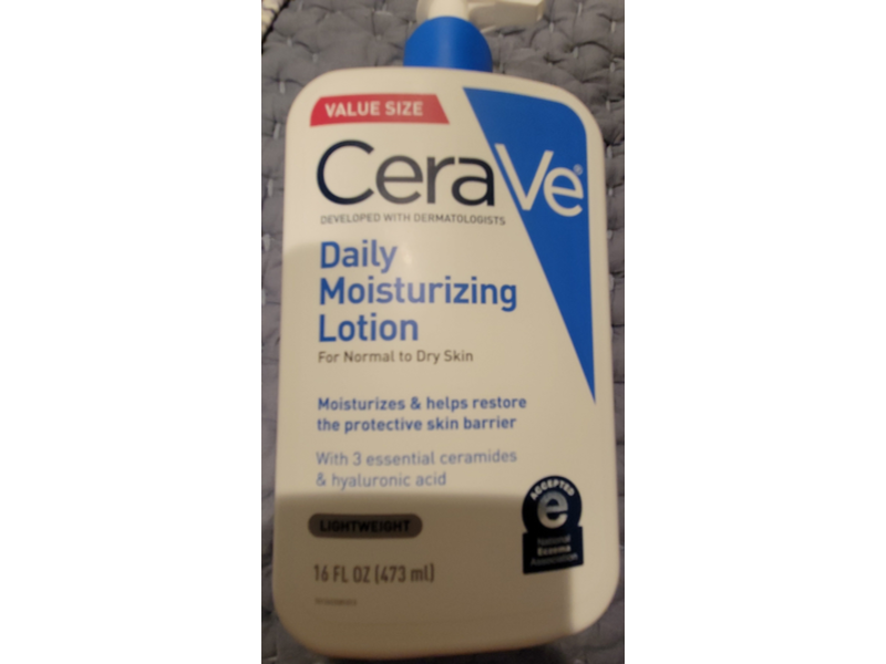 CeraVe Daily Moisturizing Lotion for Normal to Dry Skin, 16 fl oz/473 mL