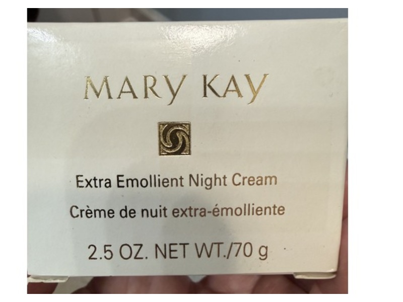 Mary Kay Extra Emollient Night Cream, 2.5 oz/70 g