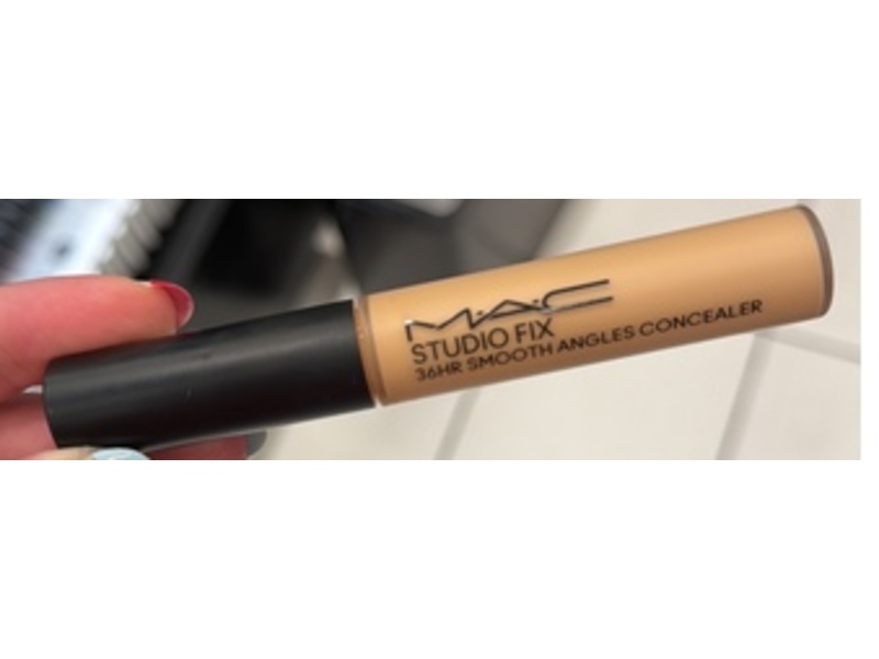 MAC Studio Fix 36HR Sooth Angles Concealer, NC20, 0.24 fl oz/7 mL