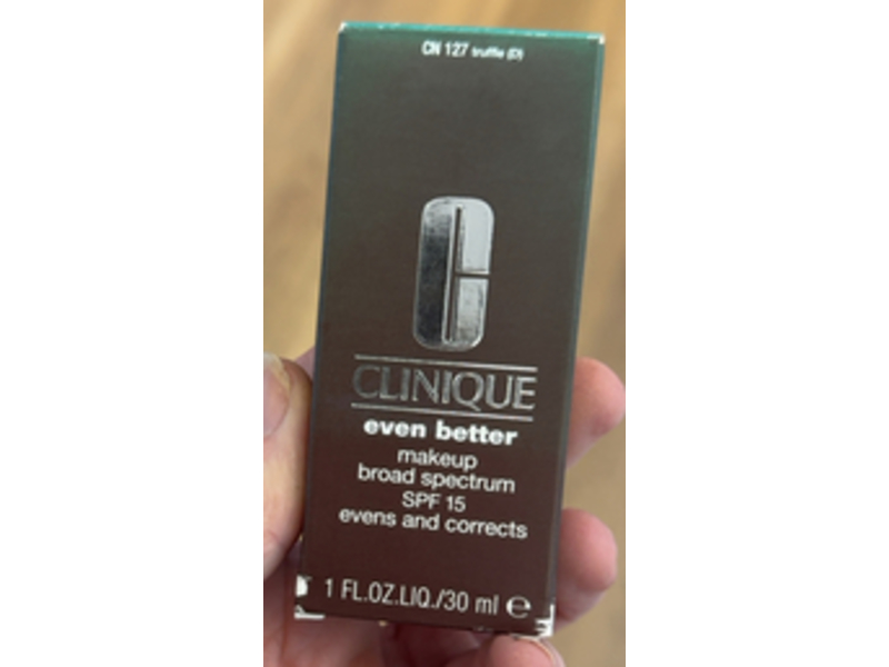 Clinique Even Better Makeup, SPF 15, CN 127 Truffle (D), 1 fl oz/30 mL