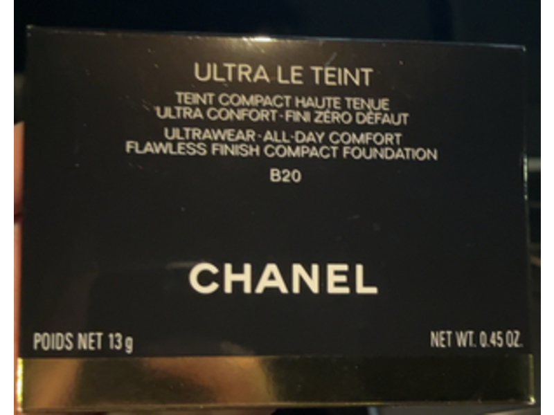 Chanel Ultrawear All-Day Comfort Flawless Finish Compact Foundation, B20, 0.45 oz/13 g