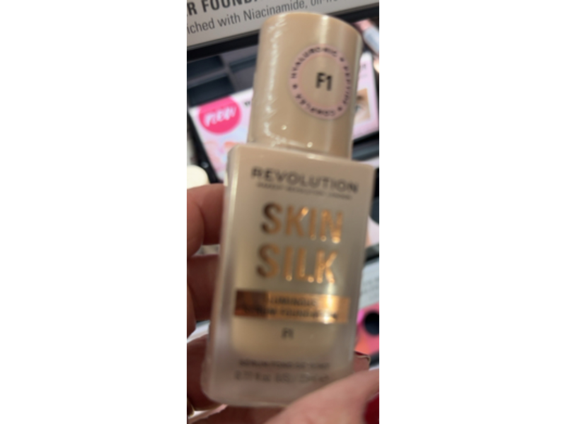 Revolution Makeup base Skin Silk Serum Foundation, F1, 0.77 fl oz/23 mL