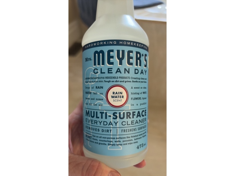 Mrs. Meyer's Clean Day Multi-Surface Everyday Cleaner, Rain Water Scent, 16 floz/473 mL