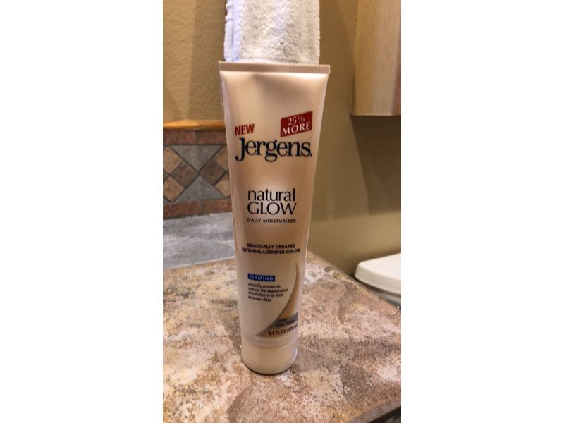 Jergens Natural Glow + Firming Daily Moisturizer, Fair To Medium, 7.5 fl oz/221 mL