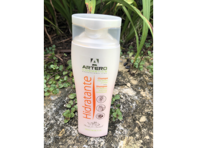 Artero Hidratante Shampoo, 9 oz/250 ml