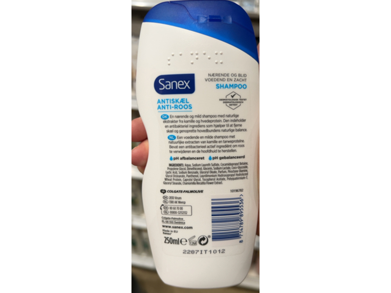 Sanex Anti-dandruff Shampo, 250 mL