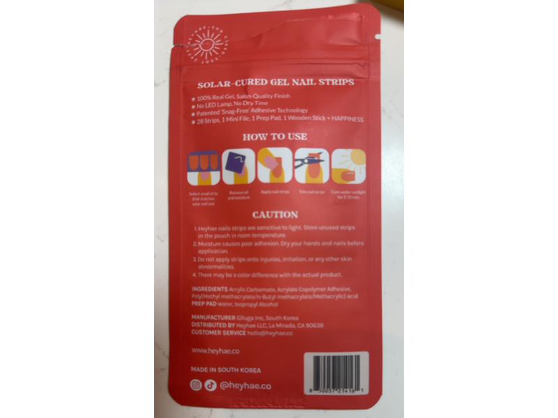 Heyhae Solar-Cured Gel Nail Strips, Hey, Strawberry Picking?, 28 Count