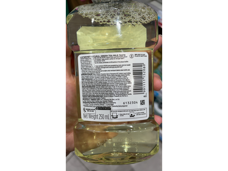 Listerine Natural Green Tea Mouthwash, Mild Taste, 250 mL