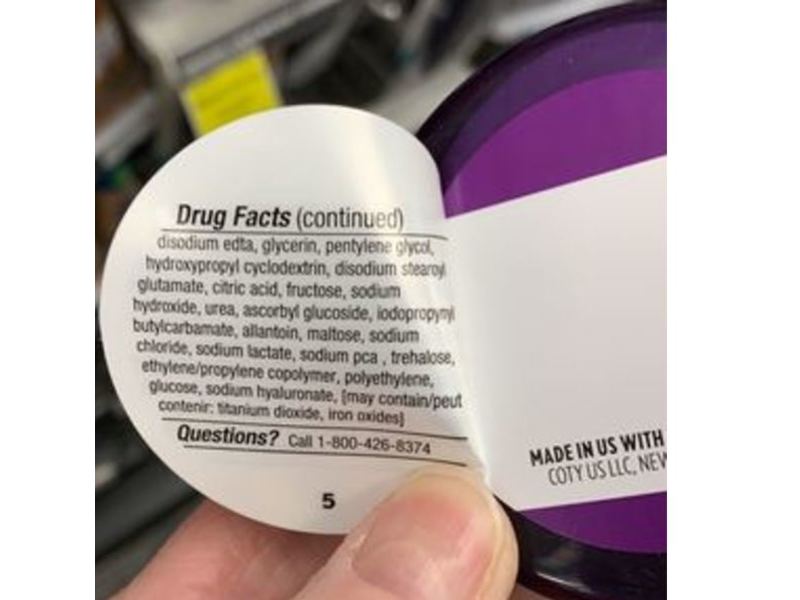 Covergirl + Olay Simply Ageless Foundation, SPF 28 220 Creamy Natural, 0.4 oz/12 g