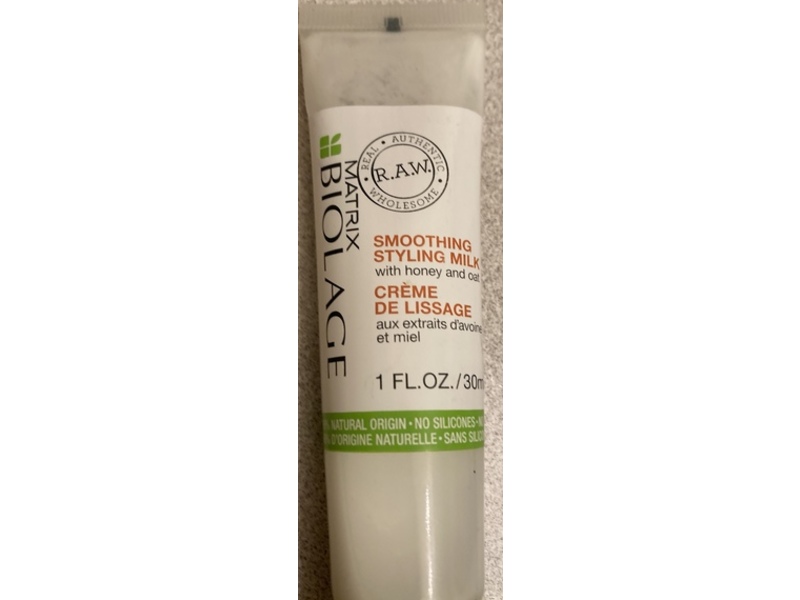 Matrix Biolage Smoothing Styling Milk, 1 fl oz/30 mL