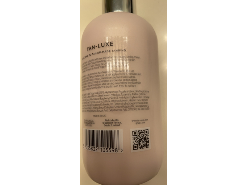 TAN-LUXE The Gradual Radiance Illuminating & Rejuvinating Gradual Tan Lotion, 8.45 fl oz/250 mL