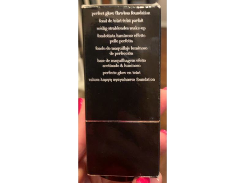 Giorgio Armani Luminous Silk Perfect Glow Flawless Foundation, 4.75, 1 fl oz/30 mL