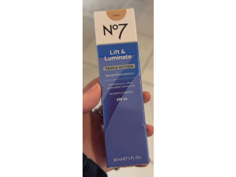 No 7 Lift & Luminate Serum Foundation, Calico, SPF 15, 1 fl oz/30 mL