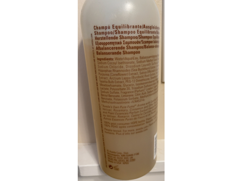 Aveda Scalp Benefits Balancing Shampoo, 33.8 oz/1 L