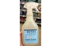 Mrs. Meyer's Clean Day Fabric Freshener, Rain Water Scent, 20 fl oz/591 mL - thumbnail 2