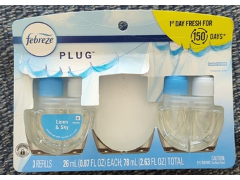 Febreze Plug-In Air Freshener Scented Oil Refill, Linen & Sky Scent, 0.87 fl oz/26 mL, 3 Count