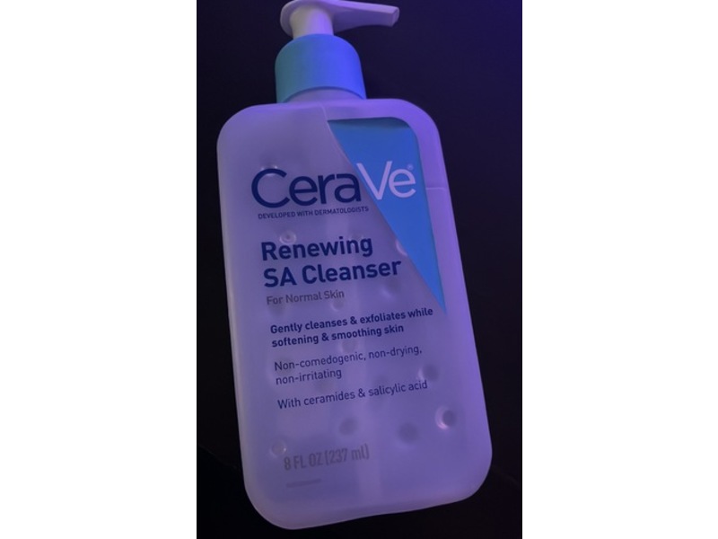 CeraVe Renewing SA Cleanser, 8 fl oz/237 mL
