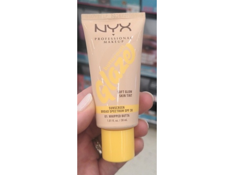 Nyx Professional Makeup Buttermelt Glaze Soft Glow Skin Tint, SPF 30, 01 Whipped Butta, 1.01 fl oz/30 mL
