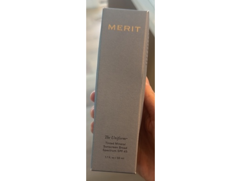 Merit The Uniform Tinted Mineral Sunscreen, SPF 45, 28, 1.7 fl oz/50 mL