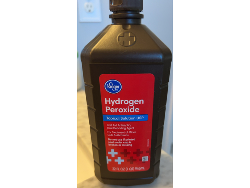 Kroger First Aid Antiseptic, Hydrogen Peroxide, 32 fl oz/946 mL