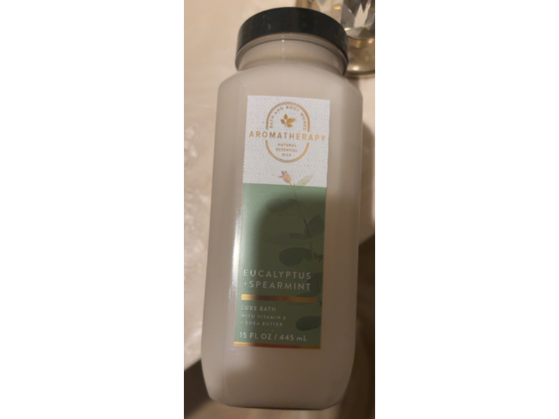 Bath & Body Works Aromatherapy Luxe Bath, Eucalyptus + Spearmint, 15 fl oz/445 mL