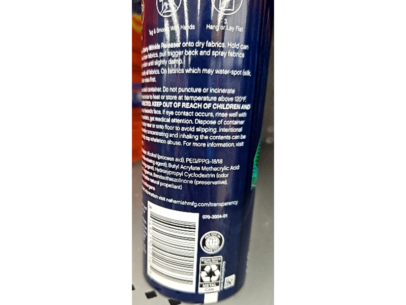 Downy Wrinkle Releaser Fabric Spray, Fresh, 9.7 oz