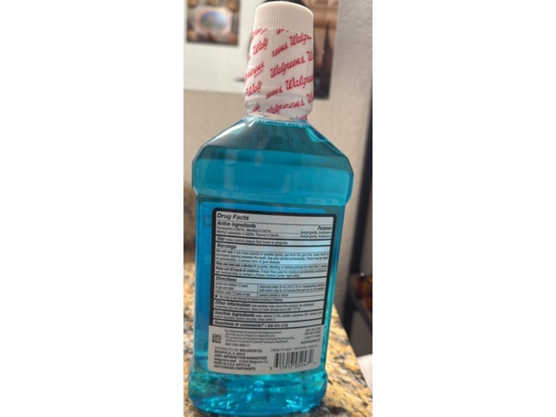Walgreens Antiseptic Mouth Rinse, Refreshing Mint, 16.9 fl oz/500 mL