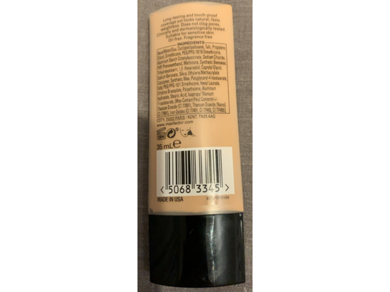 Max Factor Facefinity Foundation, 105 Soft Beige, 35 mL