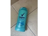 Degree Dry Protection Shower Clean 24 hr Antiperspirant Deodorant, 2.6 oz/74 g - thumbnail 3