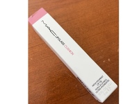 M.A.C Lipglass Cushion High-Pigment Lip Oil, Yum Yum, 0.17 fl oz/5 mL - thumbnail 2