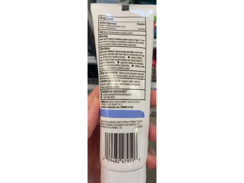 365 By Whole Foods Market Kids Fluoride Toothpaste, Strawberry, 4.2 oz/119 g