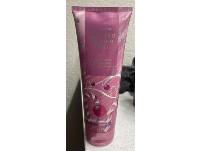 Bath & Body Works Ultimate Hydration Body Cream, Twisted Pepper Mint, 8 oz/ 226 g