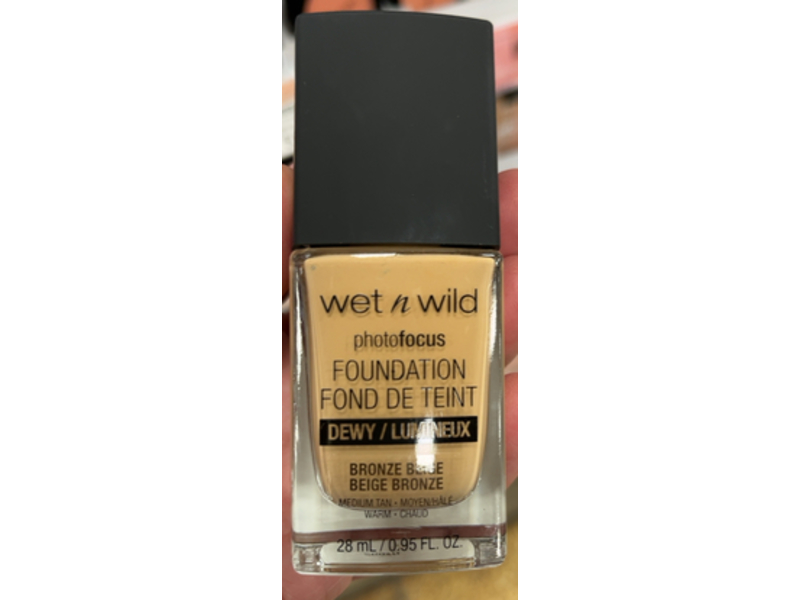 Wet N Wild Photofocus Dewy Foundation, Beige Bronze, 0.95 fl oz/28 mL