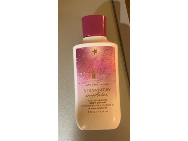 Bath & Body Works Body Lotion, Snow Flakes, 8 fl oz/236 mL
