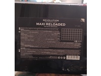 Makeup Revolution Maxi Reloaded Eyeshadow Palette, Infinite Bronze, 0.04 oz/1.35 g - Image 4