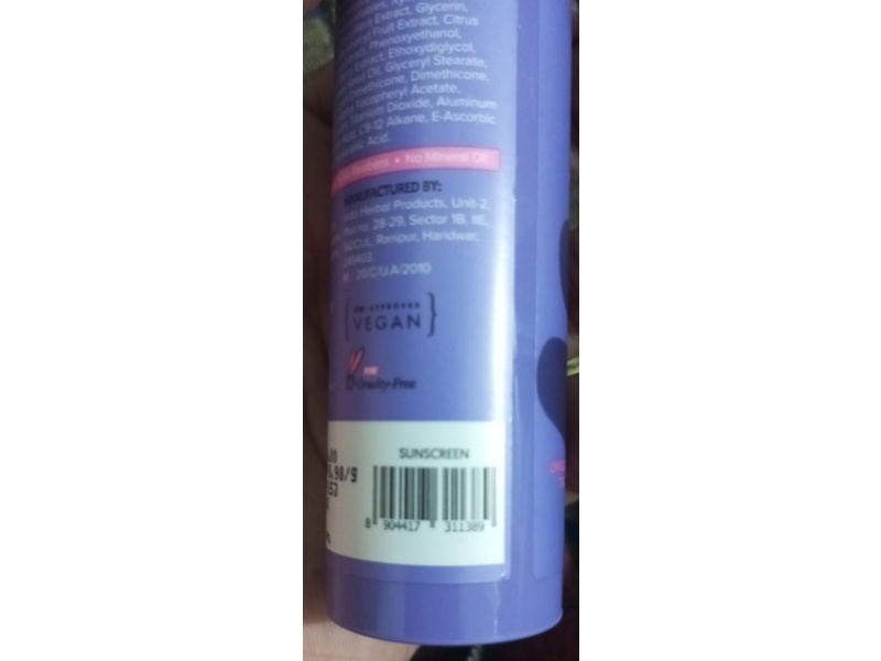 Aqualogica llluminate+ Dewy Sunscreen, SPF 50+ PA++++, Wild Berries & Alpha Arbutin, 50 g